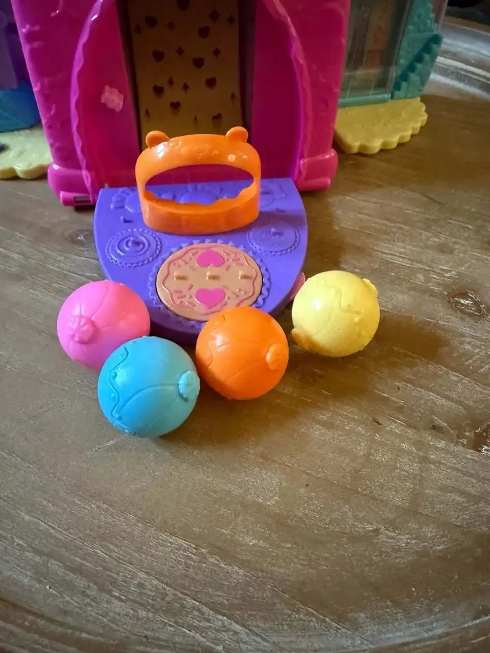 Polly Pocket Gumball Bear 12